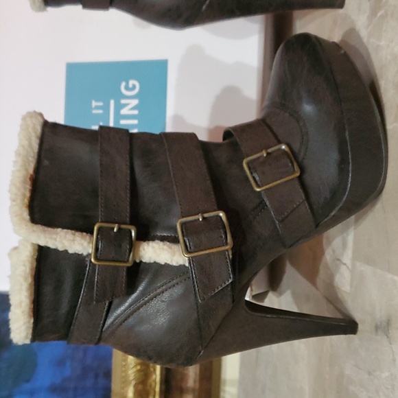 Call it Spring, size 8 - Picture 2 of 3